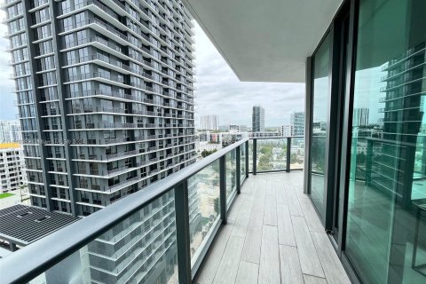 Copropriété à louer à Miami, Floride: 2 chambres, 100.71 m2 № 1332260 - photo 1