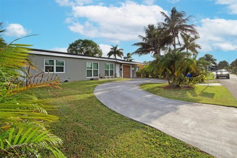 Villa ou maison à vendre à Hollywood, Floride: 3 chambres, 104.52 m2 № 1332288 - photo 3