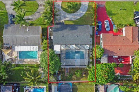 Casa en venta en Hollywood, Florida, 3 dormitorios, 104.52 m2 № 1332288 - foto 5