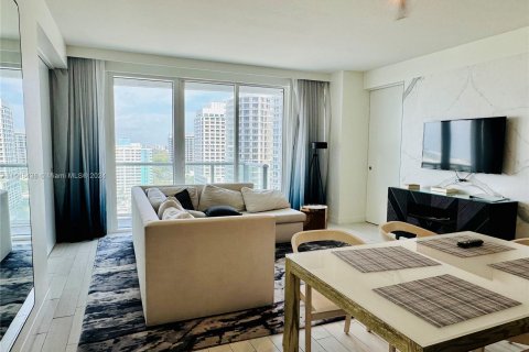 Condo in Fort Lauderdale, Florida, 2 bedrooms  № 1332287 - photo 3