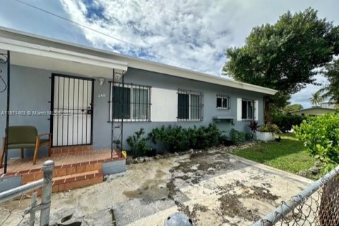 Propiedad comercial en venta en Miami, Florida, 180.42 m2 № 1391867 - foto 16