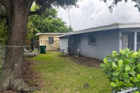 Propiedad comercial en venta en Miami, Florida, 180.42 m2 № 1391867 - foto 22