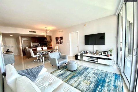 Condominio en venta en Miami, Florida, 2 dormitorios, 134.71 m2 № 1391836 - foto 9