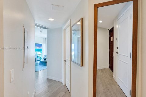 Copropriété à vendre à Fort Lauderdale, Floride: 1 chambre, 95.5 m2 № 1140823 - photo 16