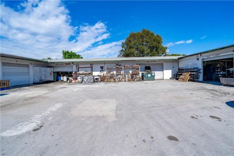 Immobilier commercial à vendre à Oakland Park, Floride № 471159 - photo 11
