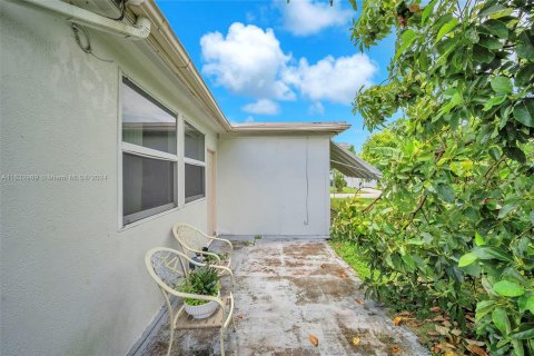 Casa en venta en Margate, Florida, 2 dormitorios, 157 m2 № 1293662 - foto 25