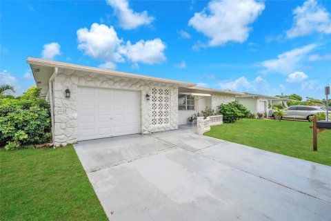 Casa en venta en Margate, Florida, 2 dormitorios, 157 m2 № 1293662 - foto 21