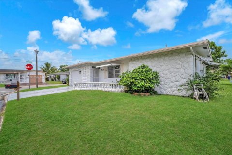 Casa en venta en Margate, Florida, 2 dormitorios, 157 m2 № 1293662 - foto 22