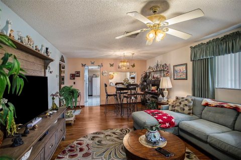 Condo in Hudson, Florida, 2 bedrooms  № 1279672 - photo 7