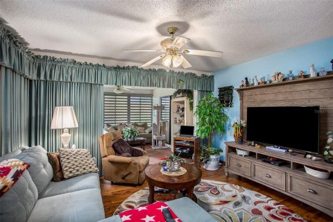 Condo in Hudson, Florida, 2 bedrooms  № 1279672 - photo 5