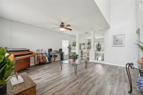 Villa ou maison à vendre à Kissimmee, Floride: 4 chambres, 258.64 m2 № 1279640 - photo 13