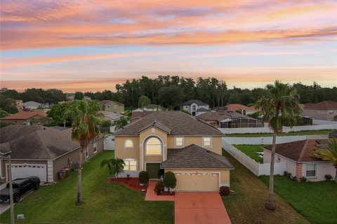 Villa ou maison à vendre à Kissimmee, Floride: 4 chambres, 258.64 m2 № 1279640 - photo 7