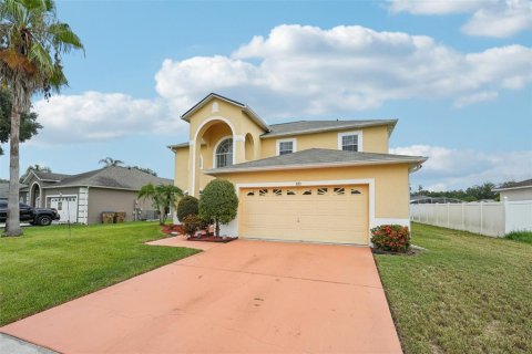 Villa ou maison à vendre à Kissimmee, Floride: 4 chambres, 258.64 m2 № 1279640 - photo 9