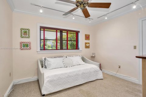 Villa ou maison à vendre à Palmetto Bay, Floride: 4 chambres, 272.39 m2 № 1147638 - photo 22