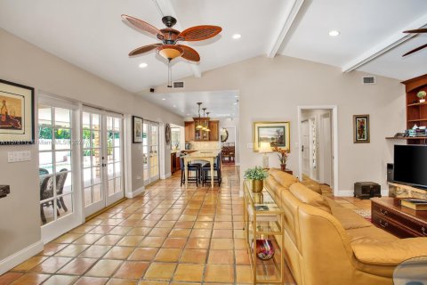 Villa ou maison à vendre à Palmetto Bay, Floride: 4 chambres, 272.39 m2 № 1147638 - photo 12