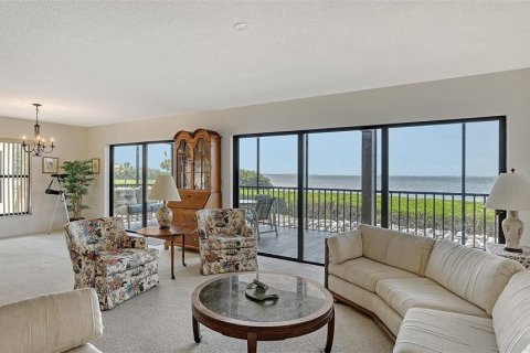 Copropriété à louer à Bradenton, Floride: 3 chambres, 177.91 m2 № 1287839 - photo 13