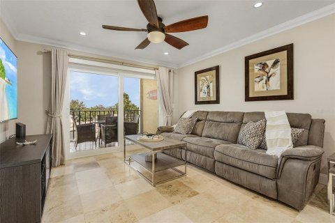 Condo in Fort Myers, Florida, 2 bedrooms  № 1108659 - photo 9