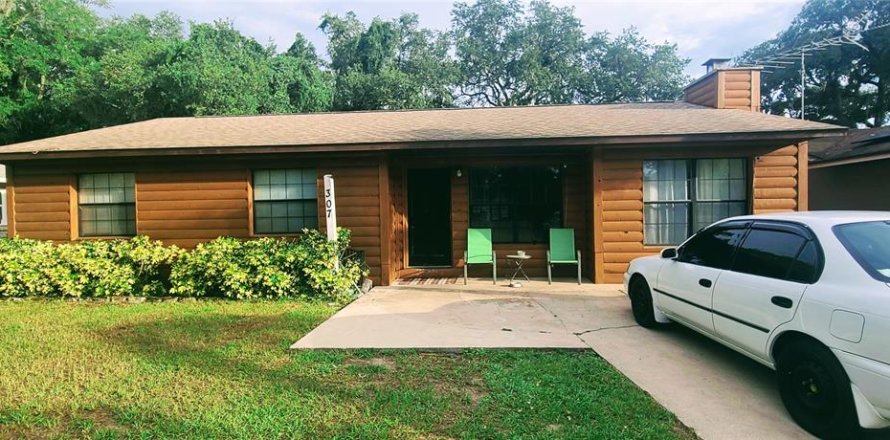 House in Davenport, Florida 4 bedrooms, 106.47 sq.m. № 1252258