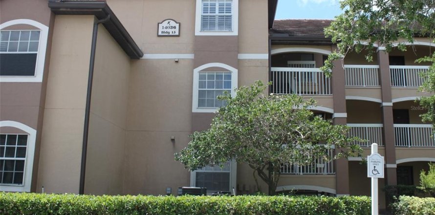 Condo in Orlando, Florida, 2 bedrooms  № 1383871