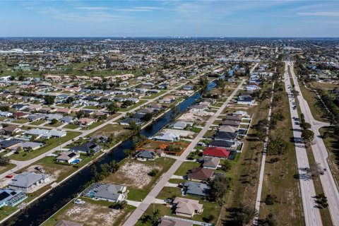 Terreno en venta en Cape Coral, Florida № 1386513 - foto 27