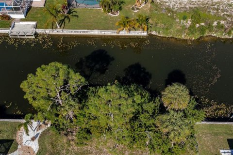 Terreno en venta en Cape Coral, Florida № 1386513 - foto 13