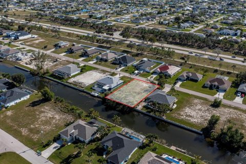 Terreno en venta en Cape Coral, Florida № 1386513 - foto 9