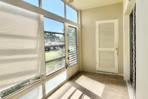 Condo in Vero Beach, Florida, 1 bedroom  № 1221390 - photo 3