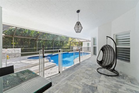 Casa en venta en Coral Springs, Florida, 5 dormitorios, 263.94 m2 № 1376048 - foto 13