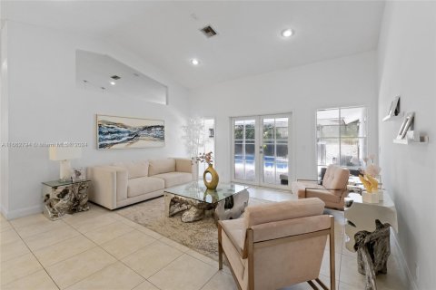 Casa en venta en Coral Springs, Florida, 5 dormitorios, 263.94 m2 № 1376048 - foto 10