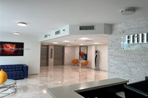 Condominio en venta en Hollywood, Florida, 2 dormitorios, 102.19 m2 № 1332225 - foto 1