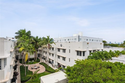 Copropriété à vendre à Miami Beach, Floride: 1 chambre, 66.98 m2 № 1208911 - photo 17