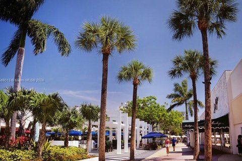 Condo in Miami Beach, Florida, 1 bedroom  № 1208911 - photo 22