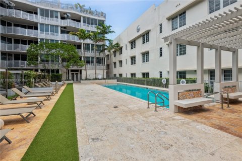 Condominio en venta en Miami Beach, Florida, 1 dormitorio, 66.98 m2 № 1208911 - foto 13