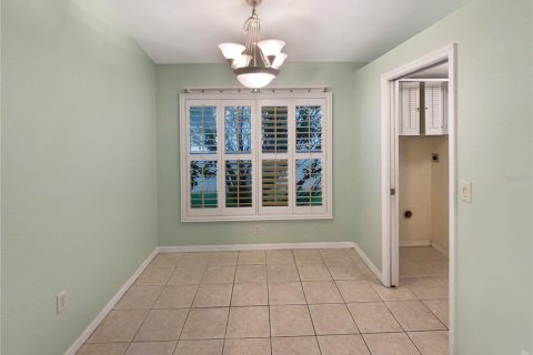 House in New Port Richey, Florida 3 bedrooms, 151.99 sq.m. № 1351368 - photo 15