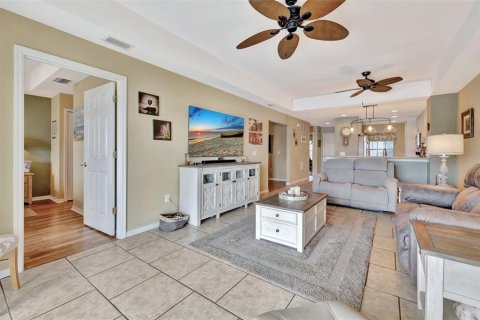 Copropriété à vendre à North Port, Floride: 2 chambres, 108.51 m2 № 1274458 - photo 8