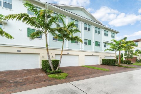 Adosado en venta en Palm Beach Gardens, Florida, 4 dormitorios, 209.22 m2 № 1224833 - foto 2