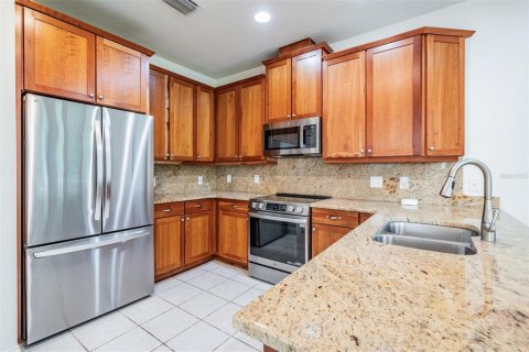 Adosado en venta en Tampa, Florida, 4 dormitorios, 255.67 m2 № 1341444 - foto 15