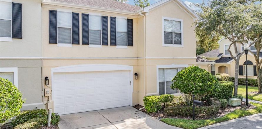 Townhouse in Tampa, Florida 4 bedrooms, 255.67 sq.m. № 1341444