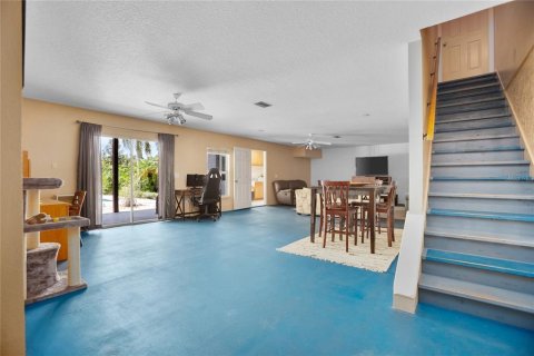 Villa ou maison à vendre à DeLand, Floride: 4 chambres, 312.89 m2 № 1326367 - photo 30