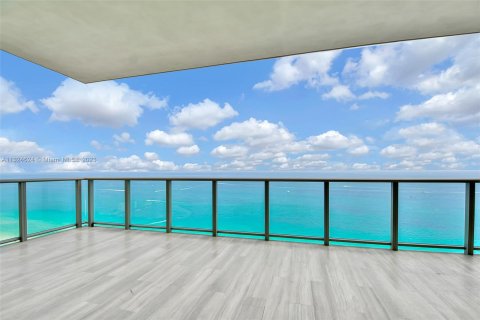 Copropriété à vendre à Sunny Isles Beach, Floride: 3 chambres, 428.19 m2 № 205111 - photo 8