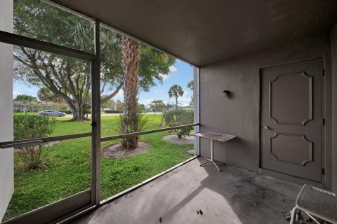 Купить кондоминиум в Маргит, Флорида 1 спальня, 68.65м2, № 919808 - фото 13