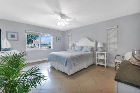 Villa ou maison à vendre à Punta Gorda, Floride: 4 chambres, 192.12 m2 № 1382572 - photo 24