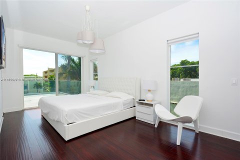 Touwnhouse à vendre à Miami Beach, Floride: 3 chambres, 168.8 m2 № 1354525 - photo 23