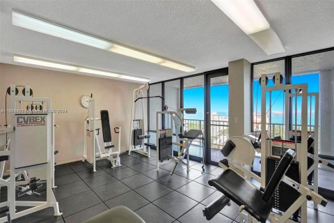 Condo in Fort Lauderdale, Florida, 2 bedrooms  № 1399797 - photo 30