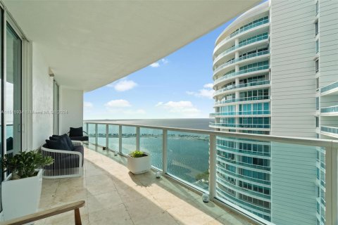 Copropriété à vendre à Miami, Floride: 2 chambres, 110.37 m2 № 951914 - photo 10