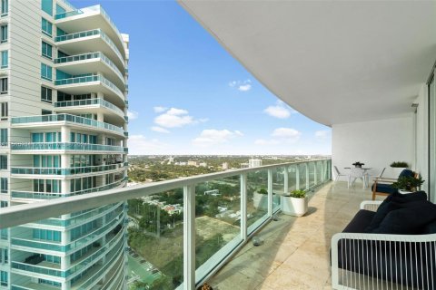 Condominio en venta en Miami, Florida, 2 dormitorios, 110.37 m2 № 951914 - foto 13