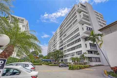 Condominio en venta en Fort Lauderdale, Florida, 1 dormitorio, 83.24 m2 № 1217715 - foto 10