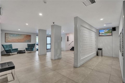 Condo in Fort Lauderdale, Florida, 1 bedroom  № 1217715 - photo 18