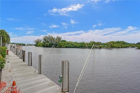 Condo in Fort Lauderdale, Florida, 1 bedroom  № 1217715 - photo 14