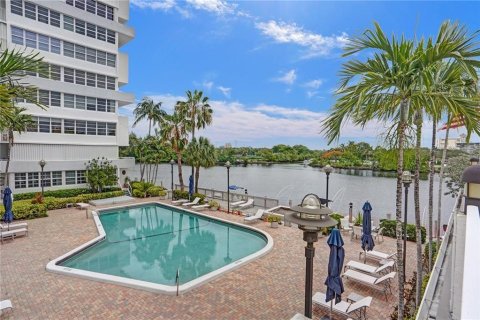 Condo in Fort Lauderdale, Florida, 1 bedroom  № 1217715 - photo 2